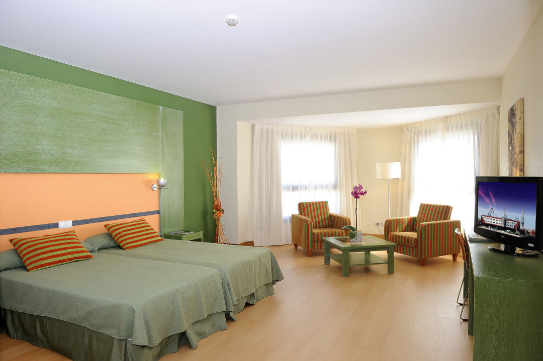 Hotel Naval Sestao Bilik gambar